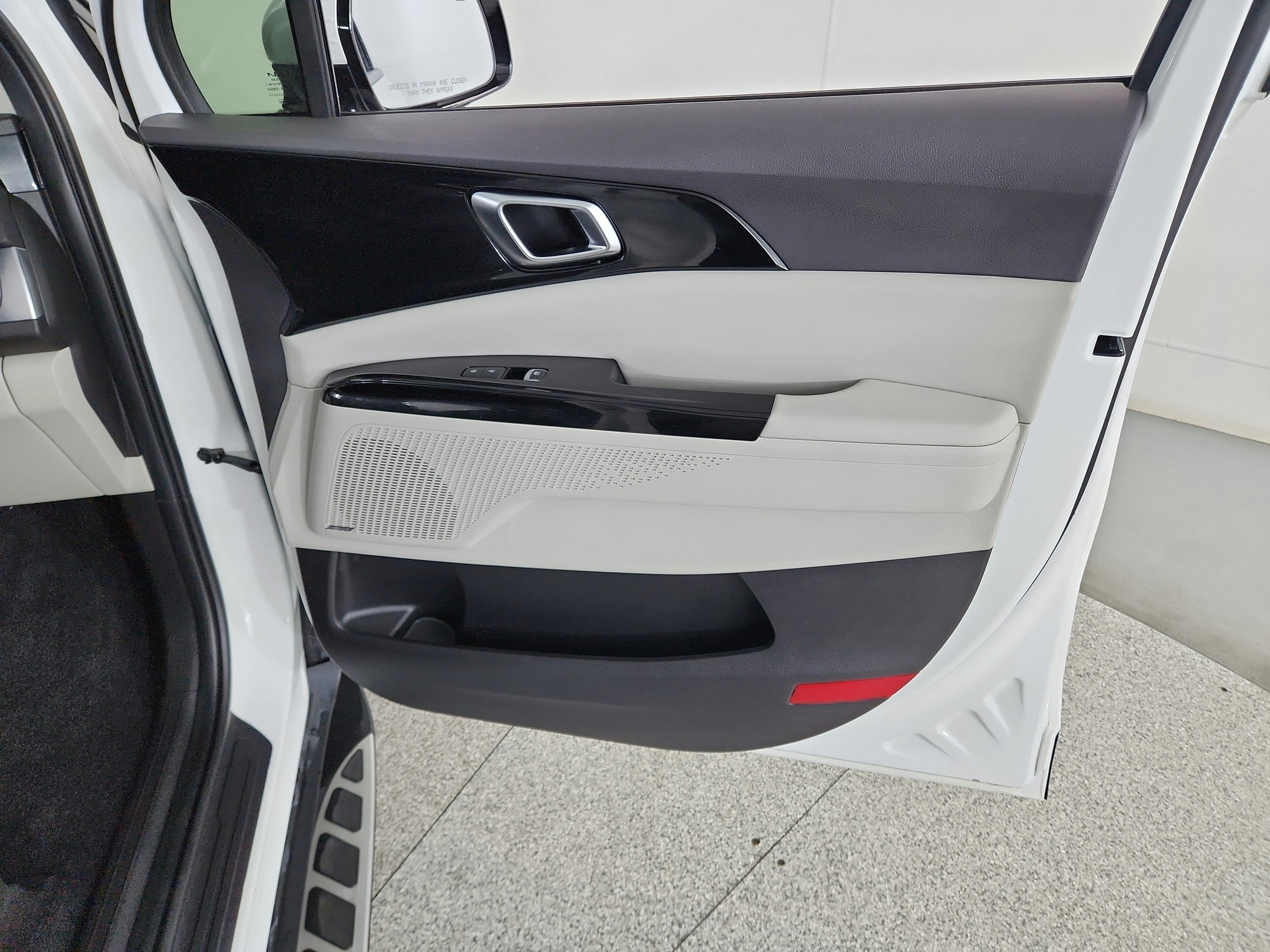 2024 Kia Carnival MPV SX Prestige FWD