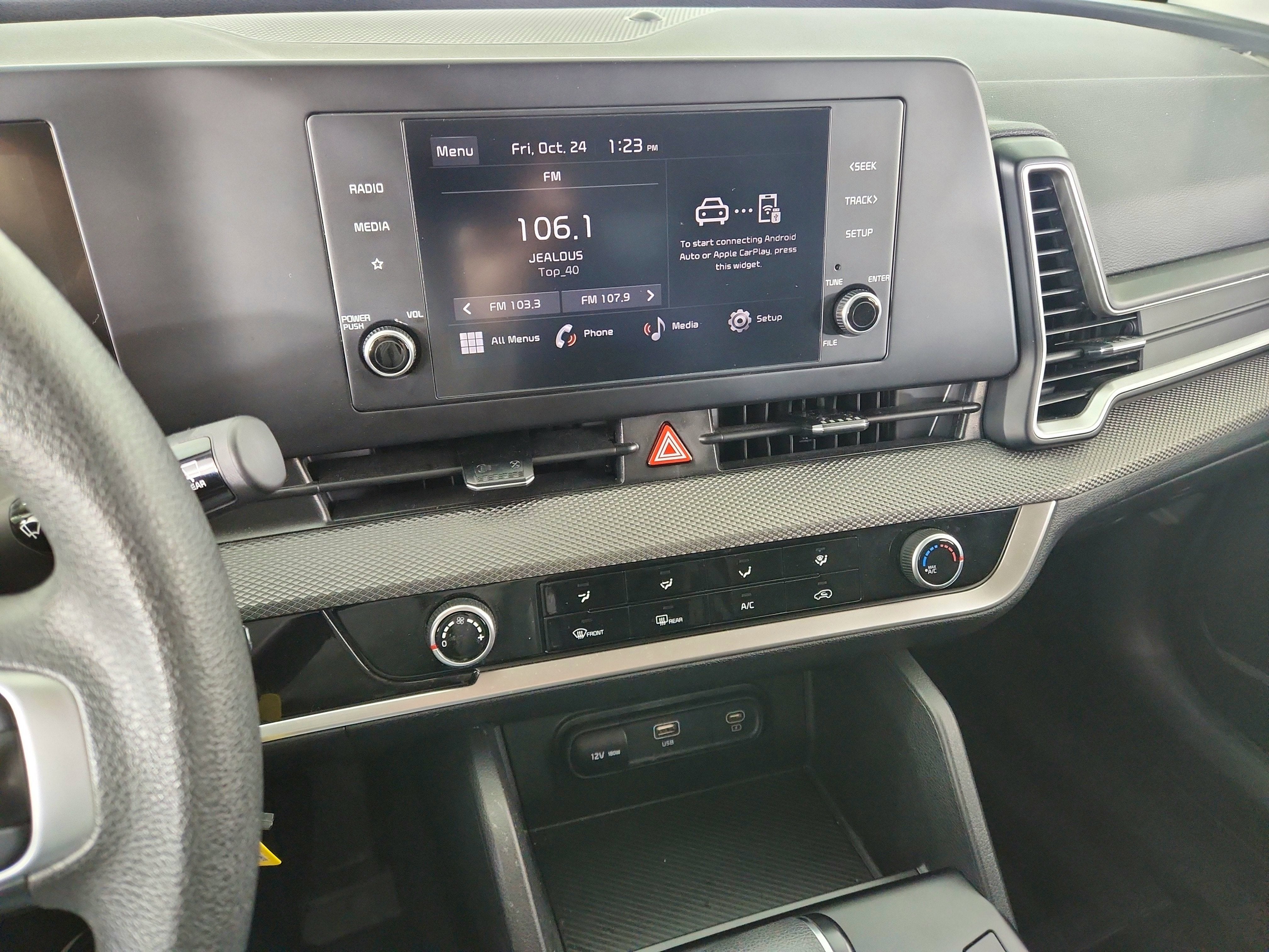 2024 Kia Sportage LX