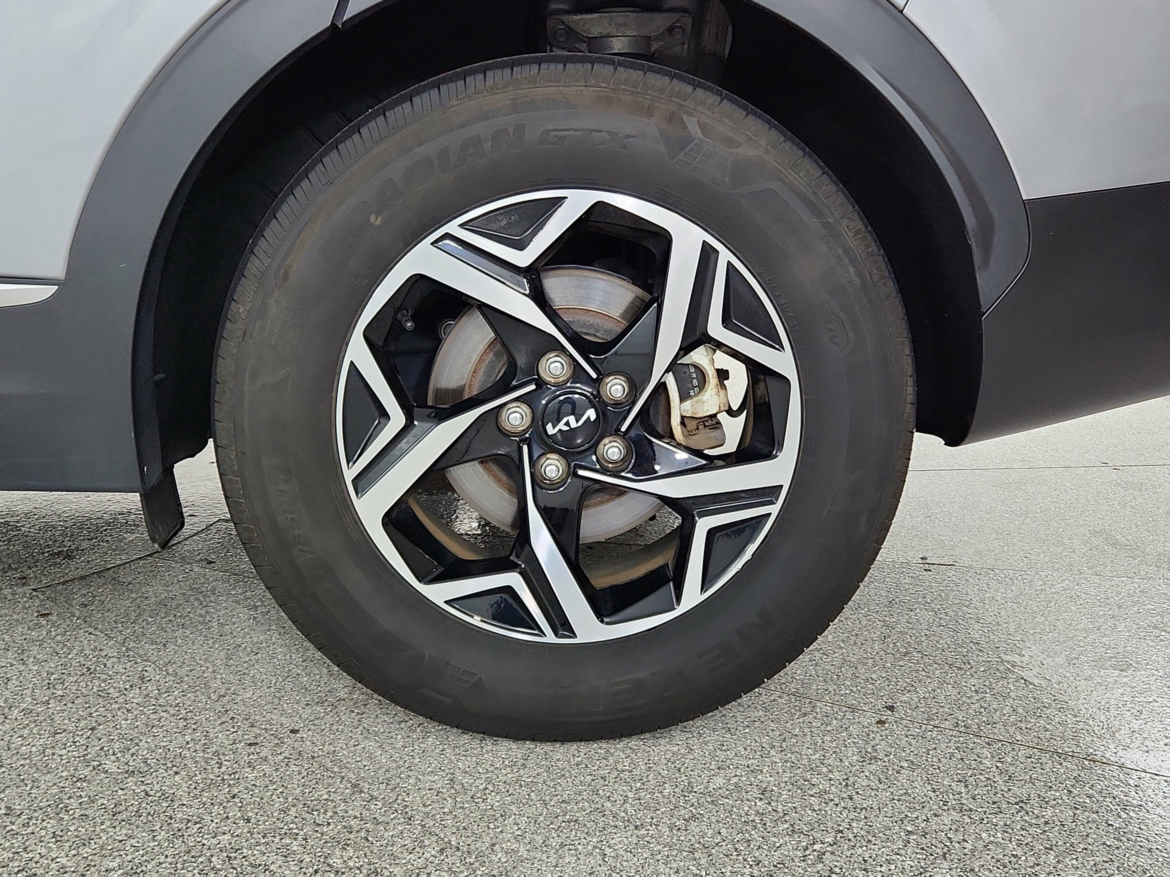 2024 Kia Sportage LX